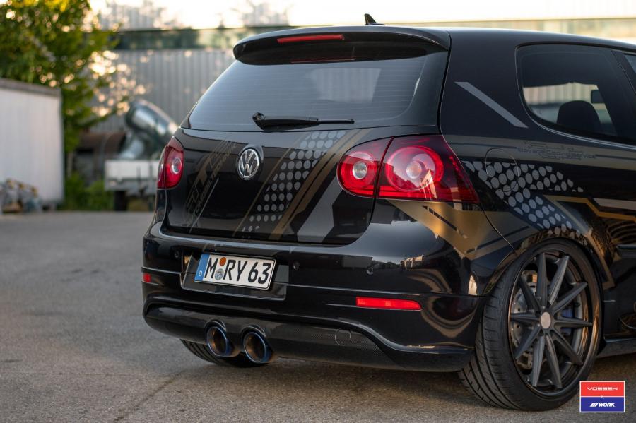 Детали экстерьера Volkswagen Golf R on Vossen Wheels (VWS-1) 2017 года  (фото 3 из 25)